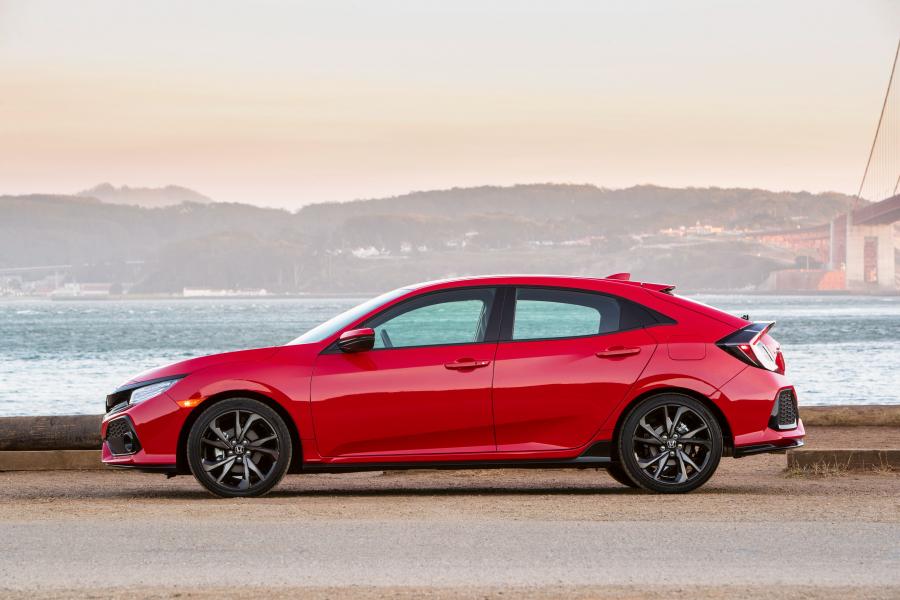  Honda Civic Sport Touring Hatchback (FK7) 2016 года  (NA) (фото 43 из 55)